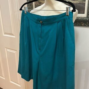 Vintage Pleated Teal Bermuda Shorts